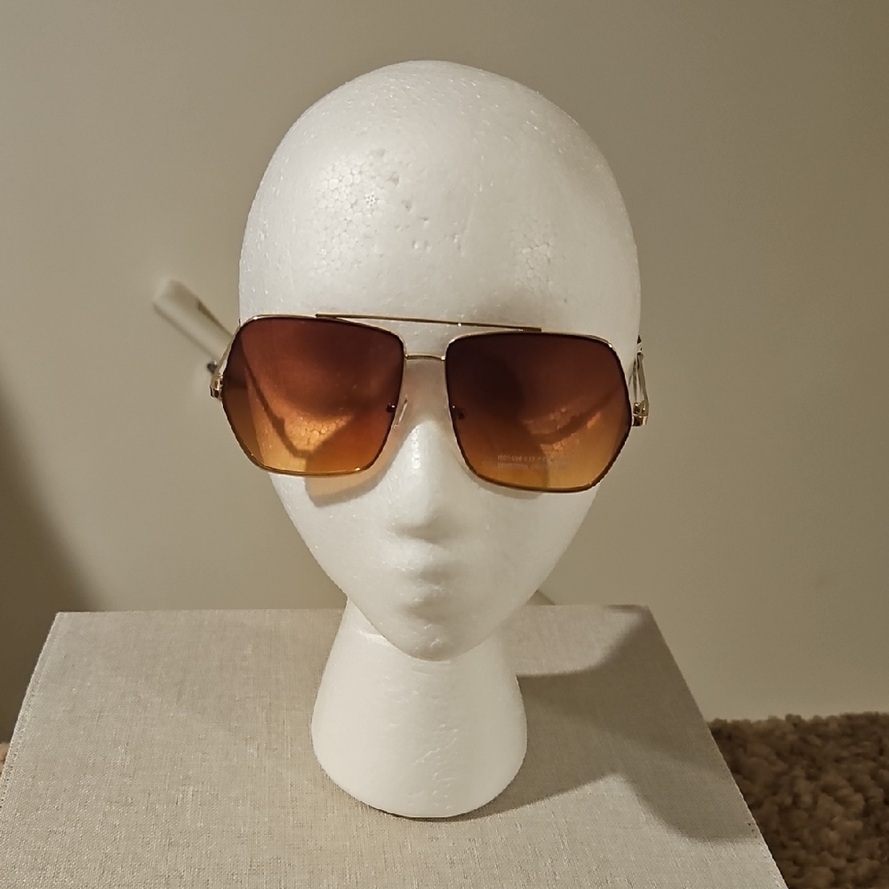 Aerie Brown Gradient Aviator Sunglasses with Gold Frame